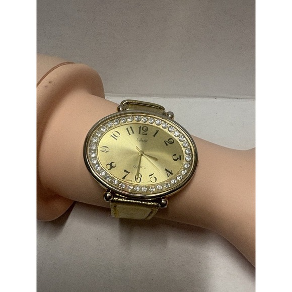 Watch Gold Tone Collezio Elegant Quartz Stainless Steel Back Needs Battery - Picture 7 of 12